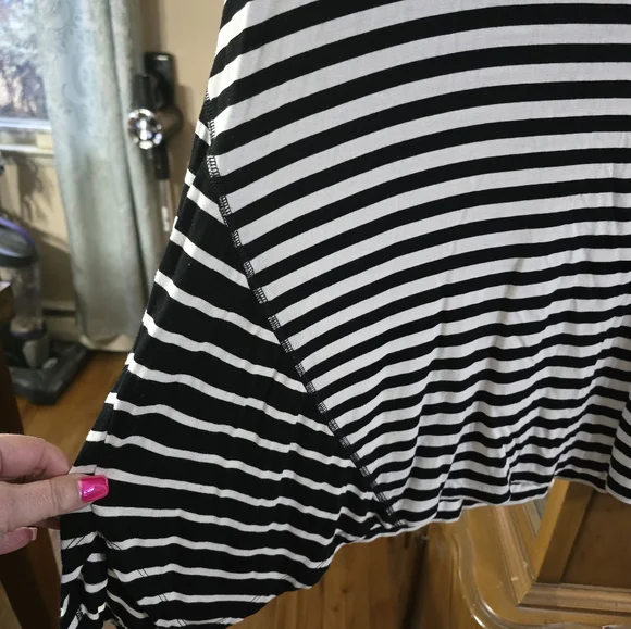 Top - Picture 1 of 3